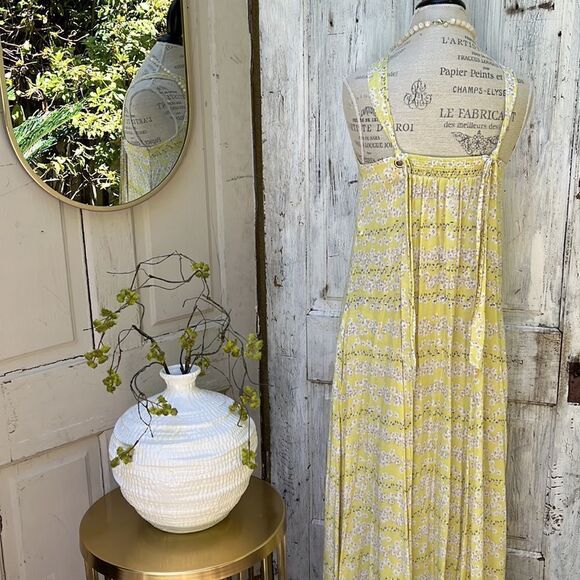 MINT VELVET HALTER NECK COVER UP/DRESS Size M   NWOT - Picture 6 of 6